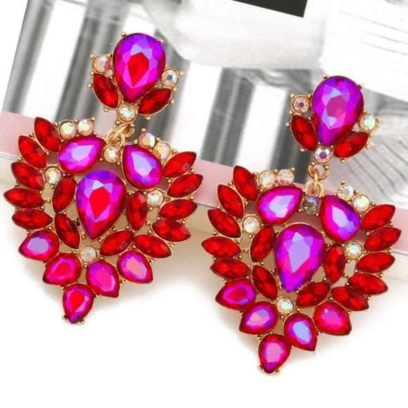 Jewelry - NEW INVENTORY 🔥Rhinestone Decor Heart Shaped Drop Earrings🔥